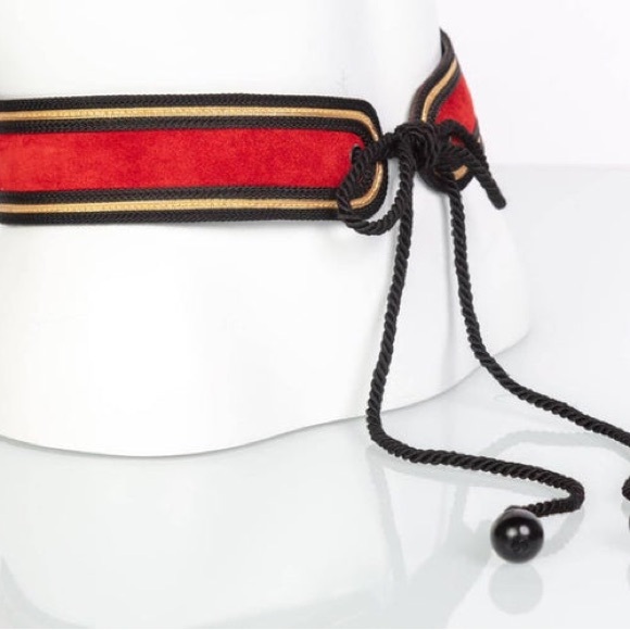 YVES SAINT LAUREN Russian 
COLLECTION RED
SUEDE BLACK GOLD
BELT, 1970S - Picture 9 of 11